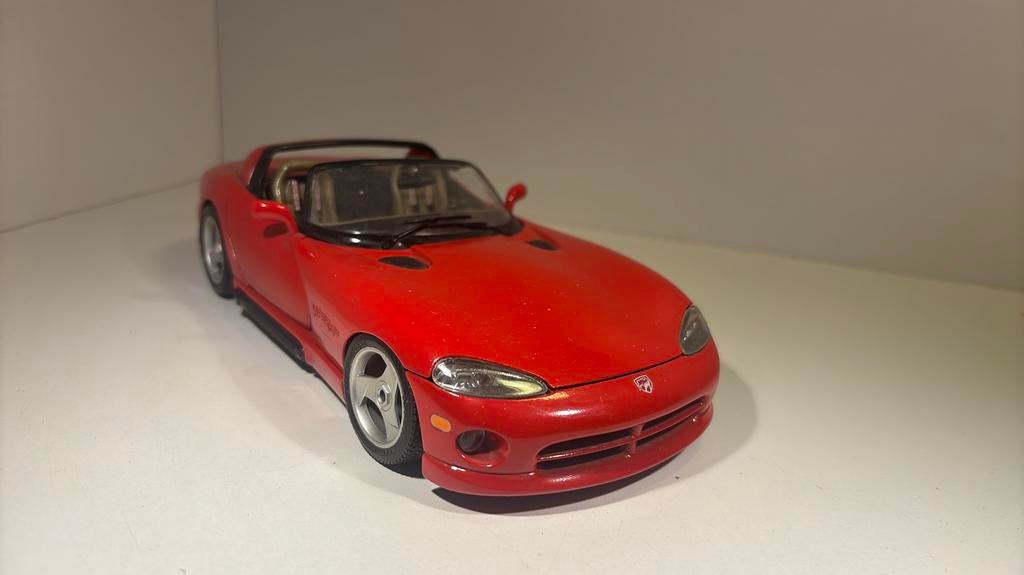 Dodge viper rood  Bburago 1.18, Ophalen of Verzenden, Bburago, A, A