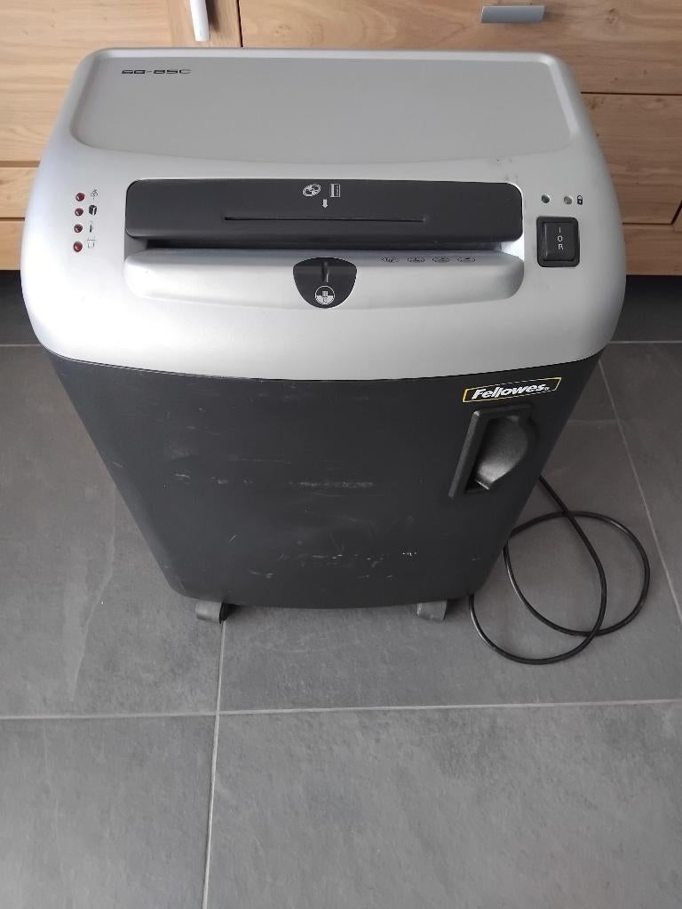 Te koop papierversnipperaar, Diversen, Ophalen, Gebruikt