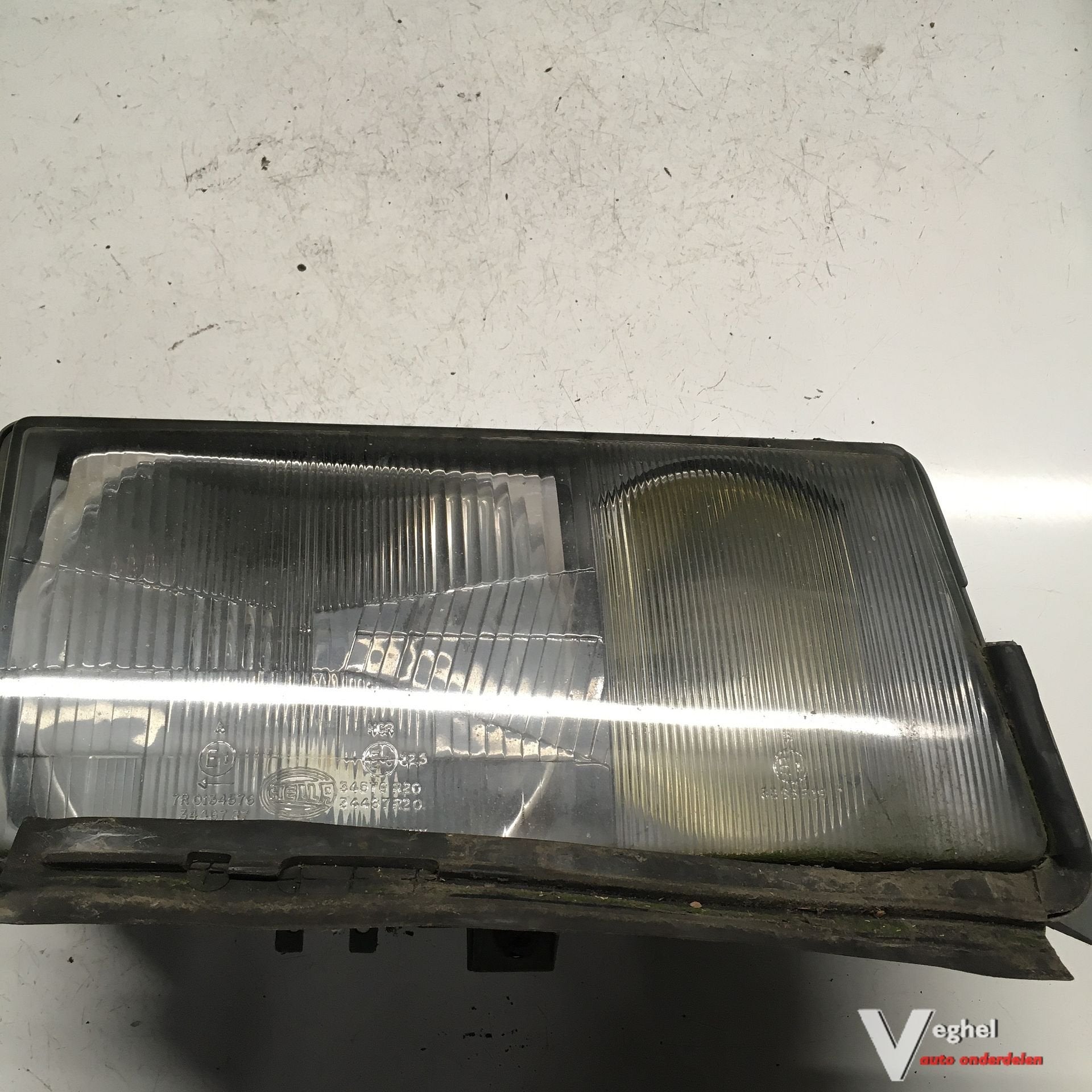 Mercedes W124  1986    Koplamp Hella   Rechtsvoor, Auto-onderdelen, Gebruikt, -, -, Ophalen of Verzenden