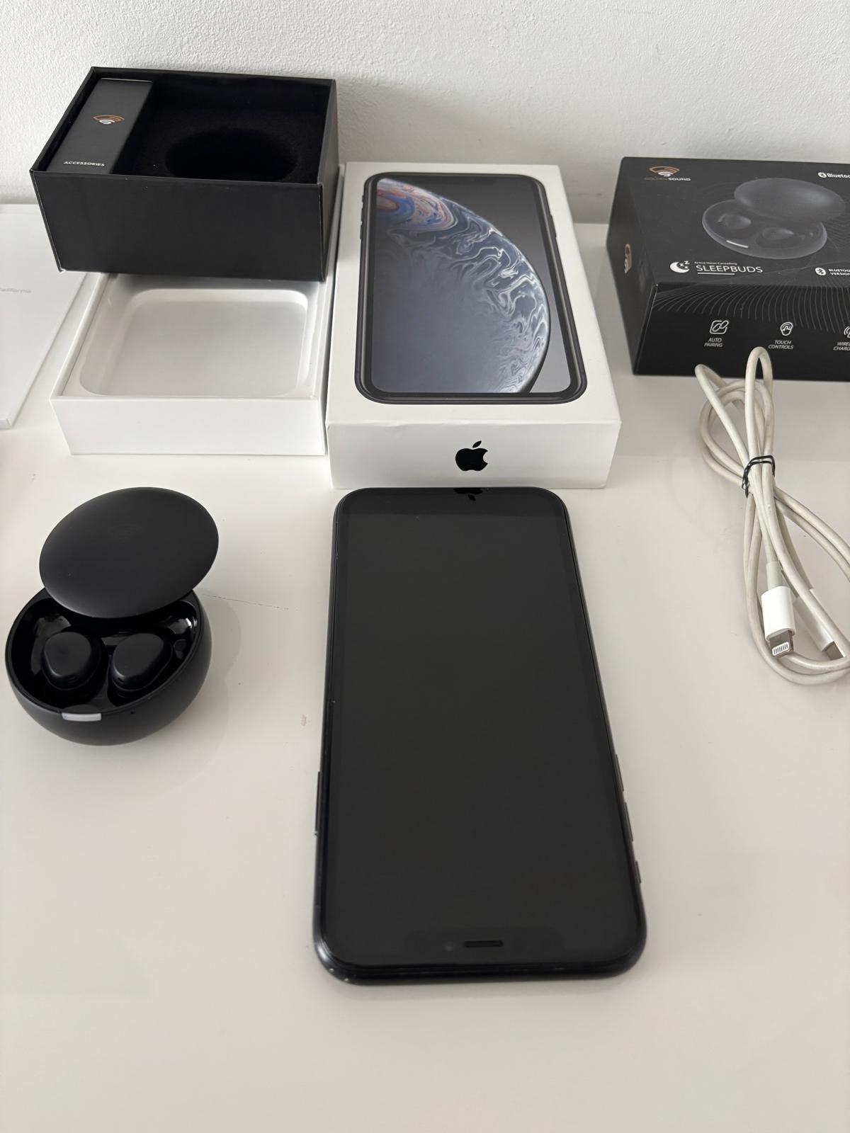 IphoneXR nette staat batterij 86%+ nieuw oordoppen krasloos, Telecommunicatie, Mobiele telefoons | Apple iPhone, Ophalen, 86 %