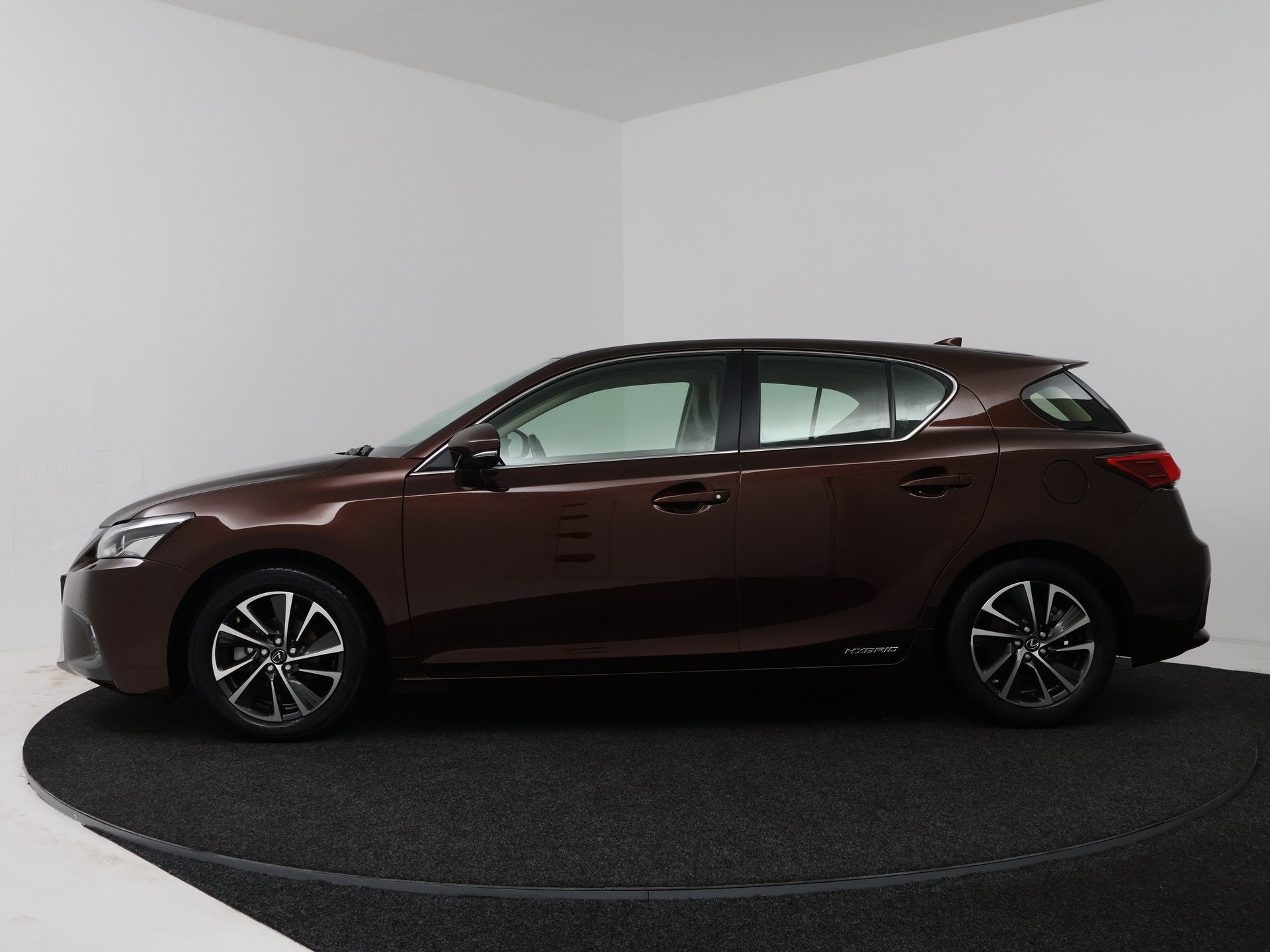 Lexus CT 200h Business Line (bj 2020, automaat), Auto's, Gebruikt, Origineel Nederlands, Hybride Elektrisch/Benzine, Lexus Premium Warranty