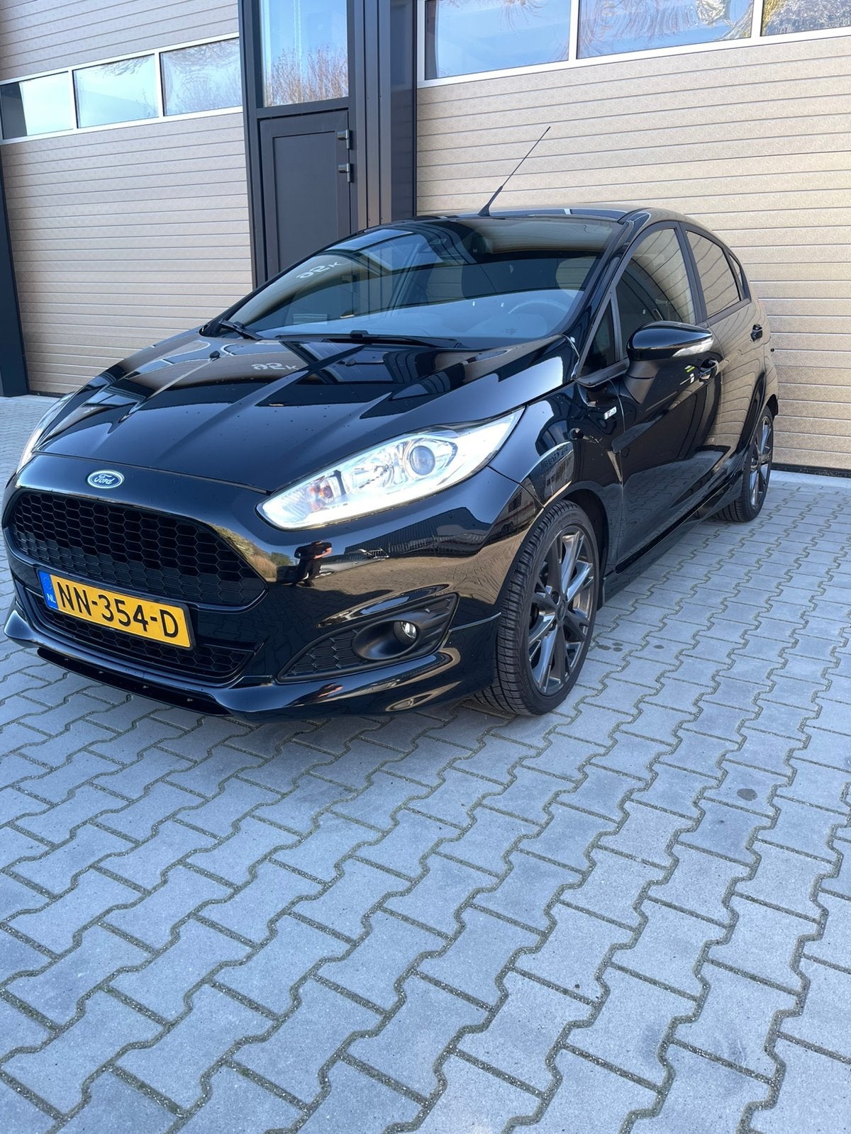 Ford Fiësta 1.0 Ecoboost 100pk 5dr 2017 Zwart, Voorwielaandrijving, 100 pk, Origineel Nederlands, Handgeschakeld