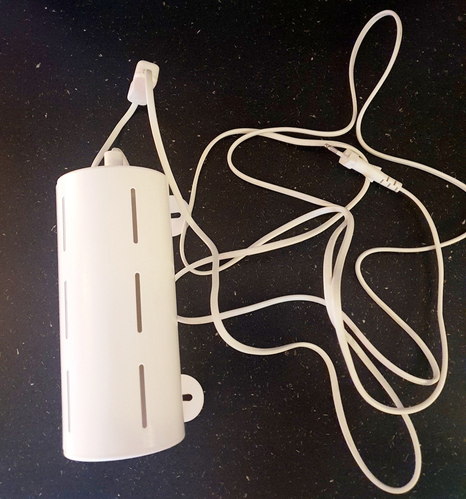 Ikea SMYG bedlampje wandlampje wit retro, Ophalen, IKEA, Met schakelaar, Zo goed als nieuw