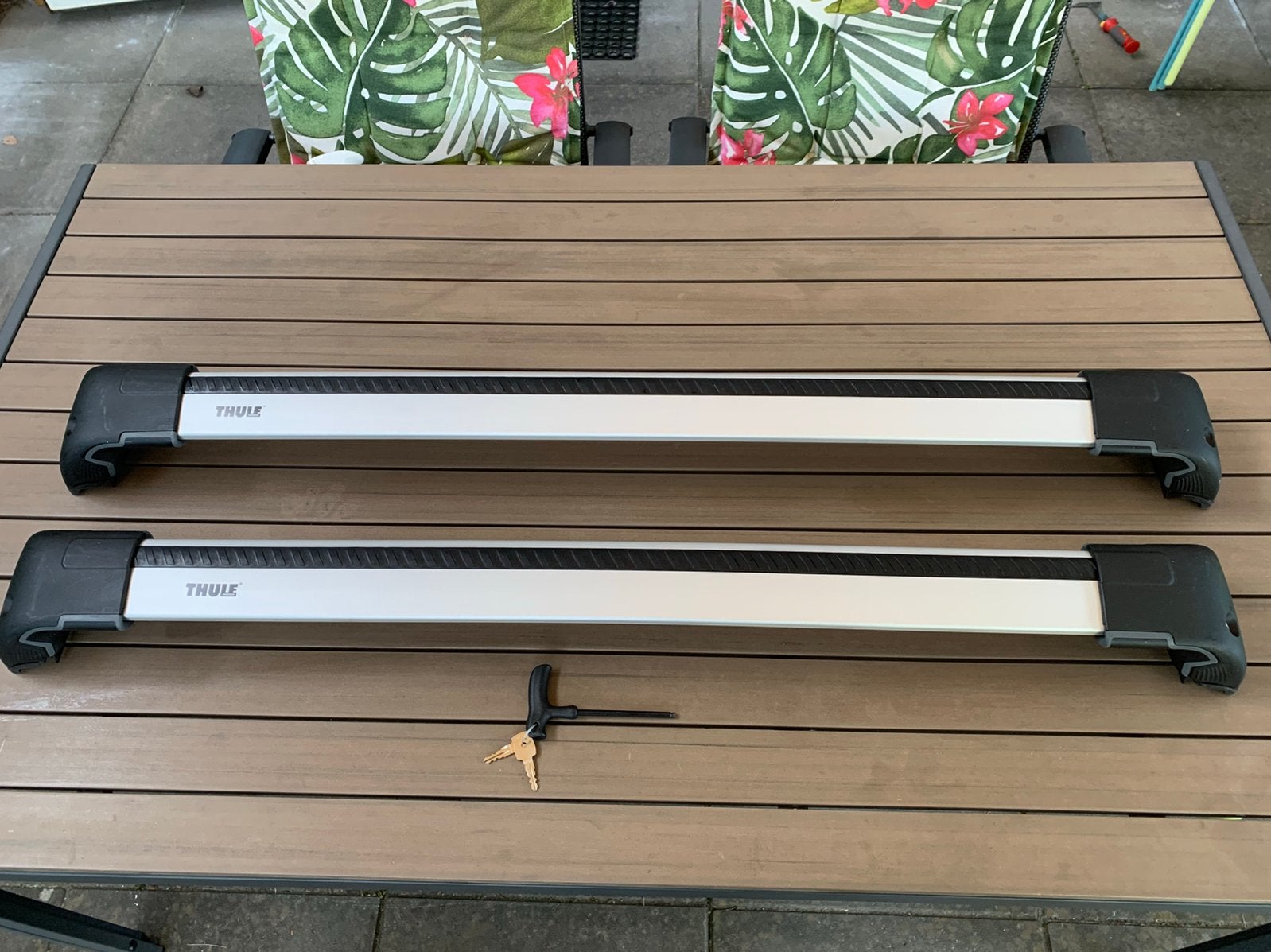 Thule wingbar edge dakragers voor Peugeot 308sw, Auto diversen, Dakdragers, Ophalen, Zo goed als nieuw