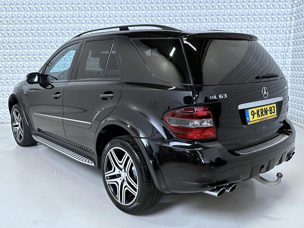 Mercedes-Benz M-klasse ML 63 AMG / YOUNGTIMER! (2006), Auto's, Automaat, Gebruikt, Traction-control, Zwart