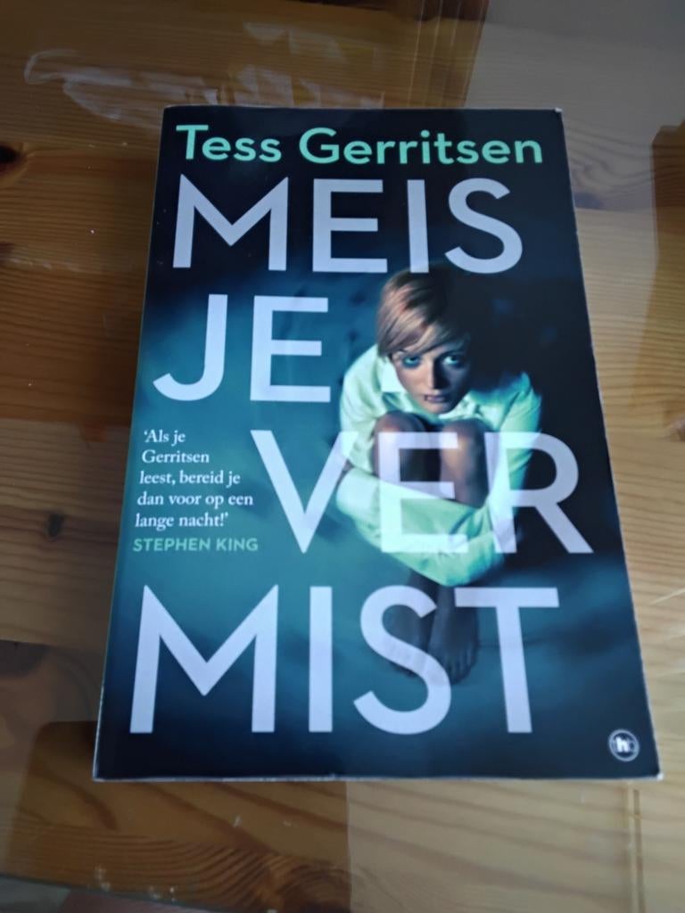 Tess Gerritsen, Meisje vermist, Ophalen of Verzenden, Zo goed als nieuw