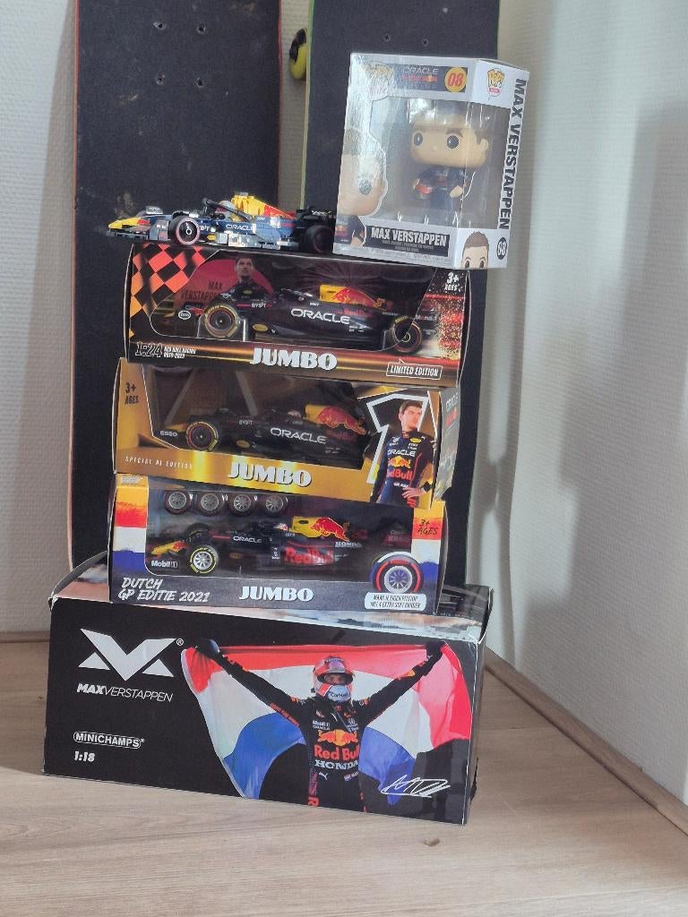 Max verstappen modelauto's, Hobby en Vrije tijd, Modelauto's | 1:24, Zo goed als nieuw, Overige typen, Overige merken, Ophalen