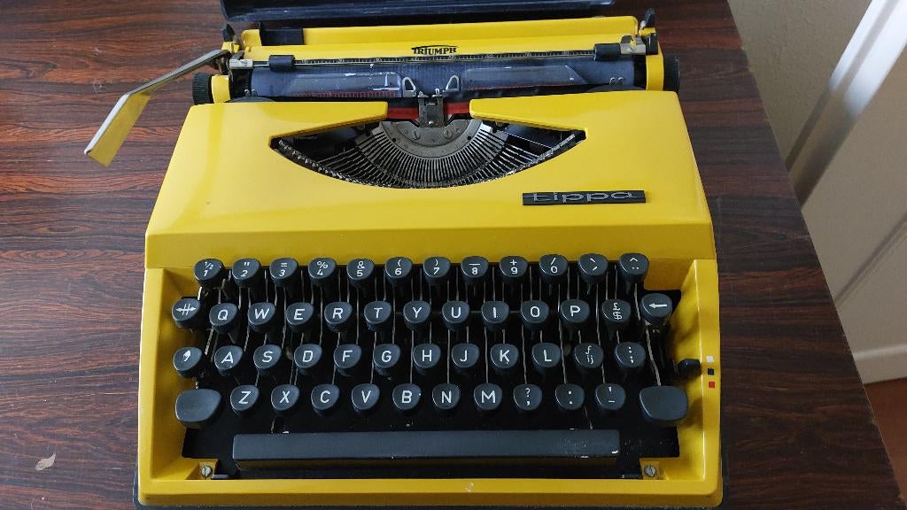 Truimph typemachine geel (Retro), Diversen, Typemachines, Ophalen, Gebruikt