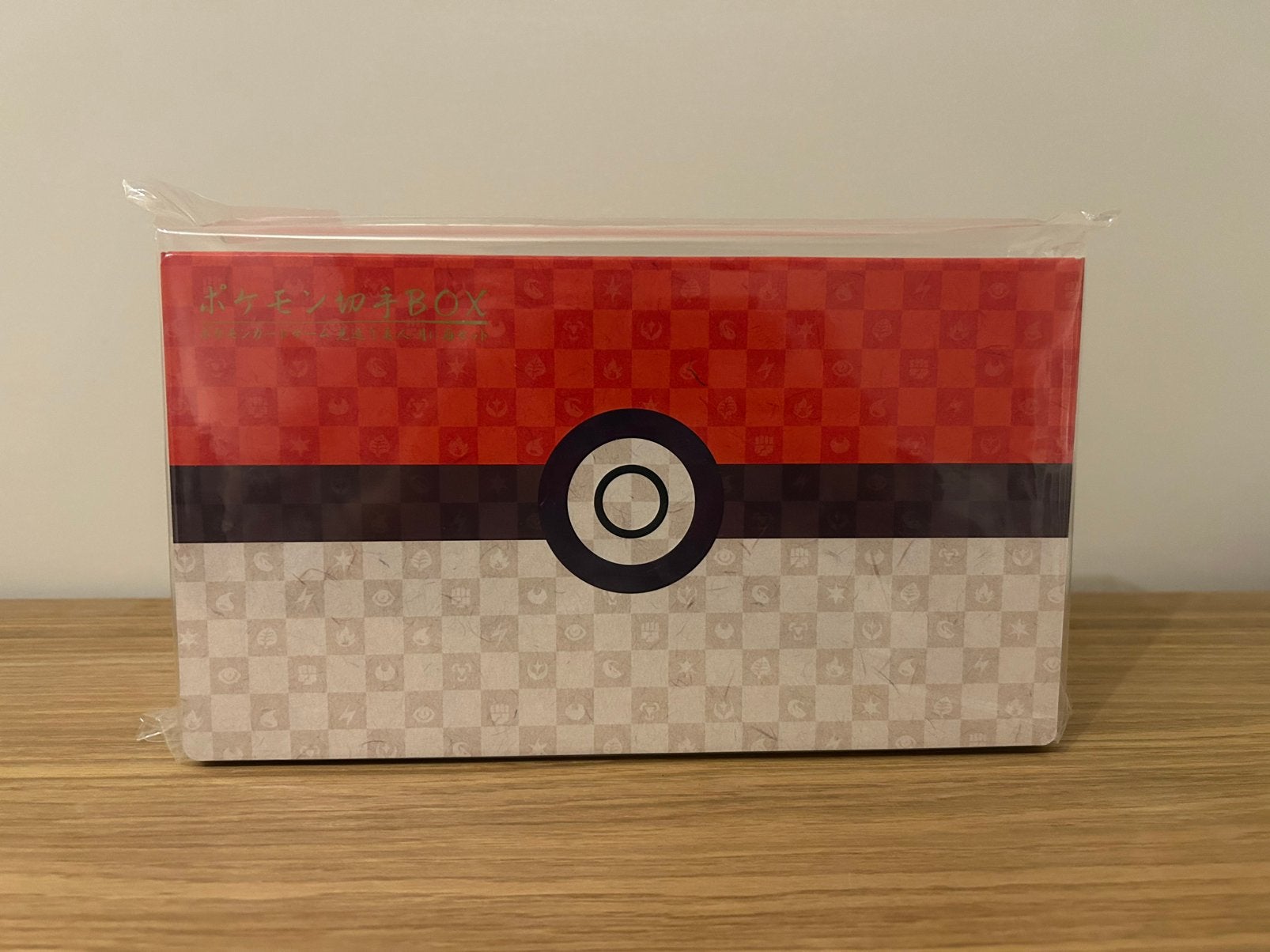 Pokemon japan stamp box pikachu #227/SP & Cramorant #227, Ophalen of Verzenden, Zo goed als nieuw