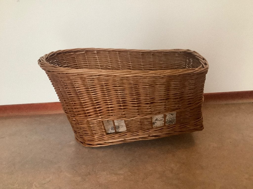 Basil rieten hondenfietsmand  achterop, Ophalen, Zo goed als nieuw, Fietsmand, Basil