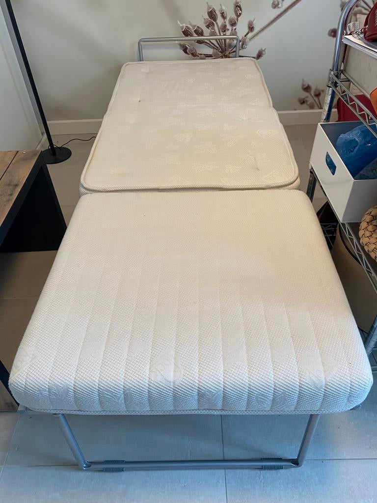 Vouwbed, 1 persoons slaapbank, poef, Ophalen, Eenpersoons, Zo goed als nieuw, 80 cm