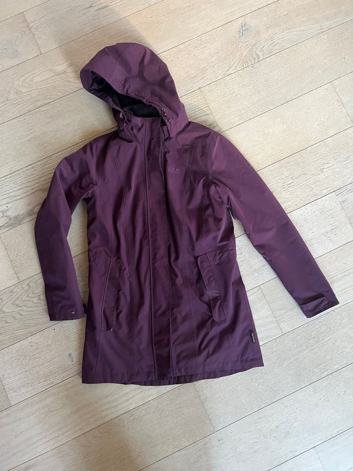 Jack Wolfskin waterdichte winterjas, maat S, Ophalen of Verzenden, Zo goed als nieuw, Maat 36 (S), Paars