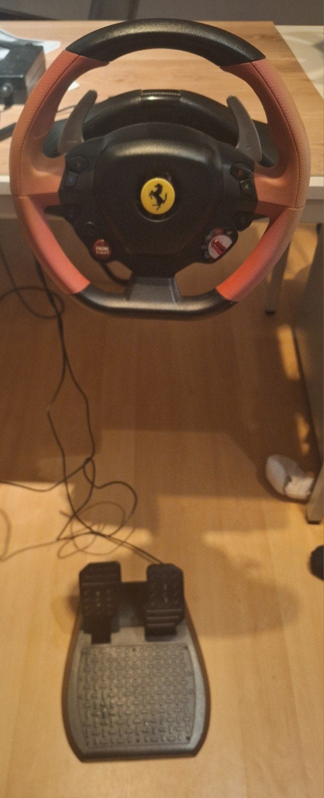 Thrustmaster xbox racestuur met pedalen, Ophalen, Zo goed als nieuw, Thrustmaster