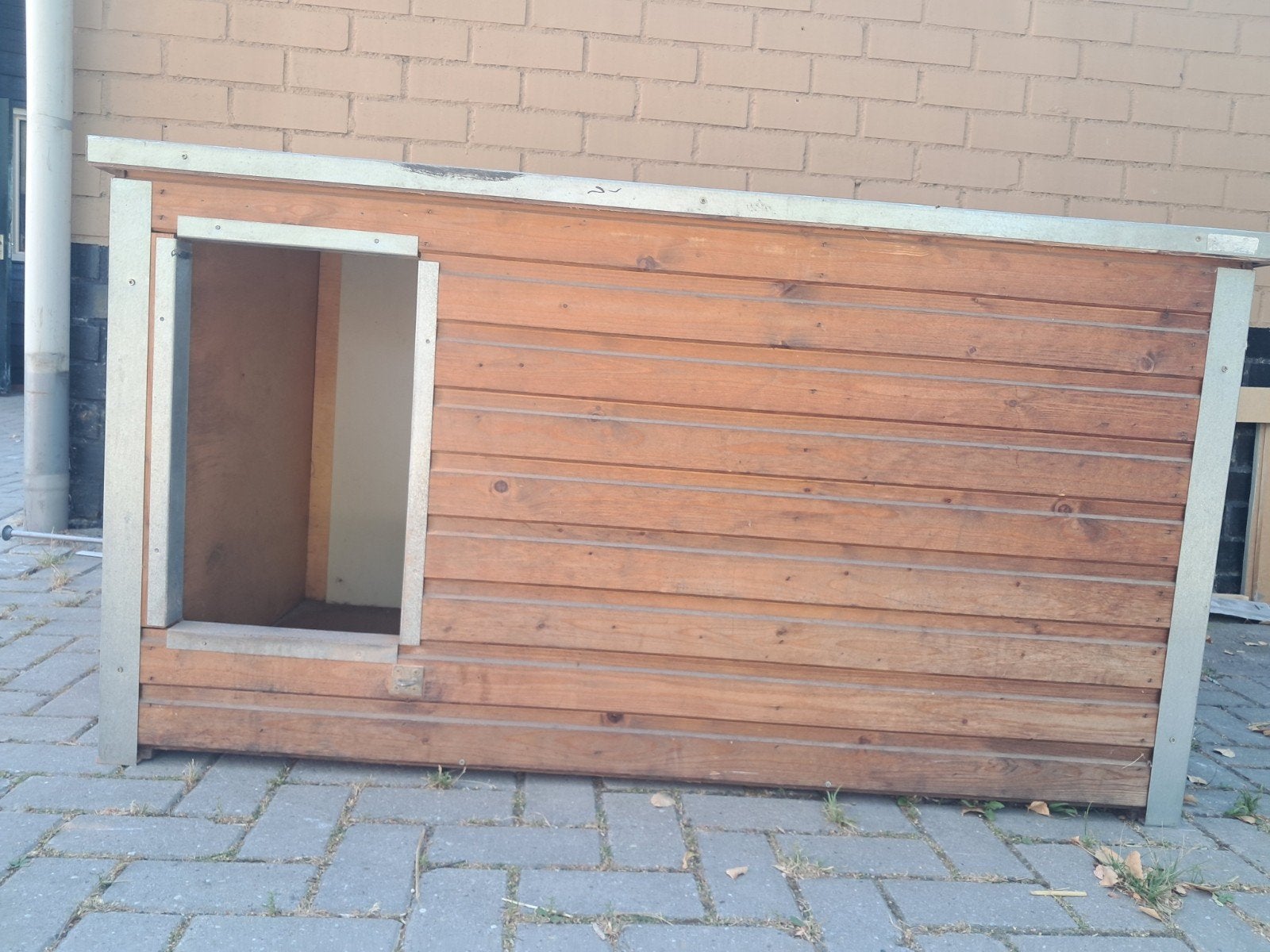 Geïsoleerd hondenhok, Dieren en Toebehoren, Hondenhokken, Ophalen, 110 cm of meer, 65 tot 100 cm, Hondenhok