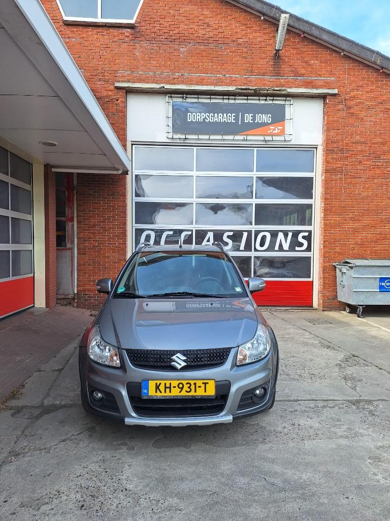 Suzuki SX4 1.6 AUT 2013 Grijs, Auto's, Suzuki, 4 cilinders, 49 €/maand, 1200 kg, Grijs