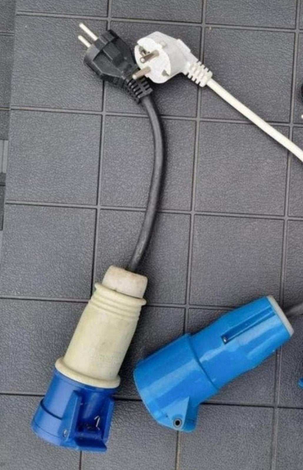 CEE-adapterkabel 230 V, veiligheidsstekker op CEE-koppeling,, Ophalen of Verzenden