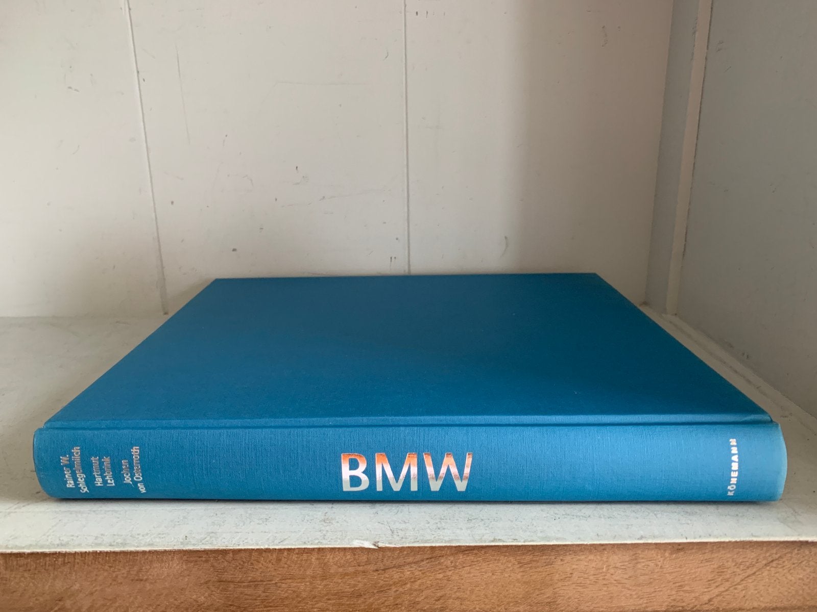 BMW Boek - Geschiedenis en Modellen, Ophalen of Verzenden, Zo goed als nieuw, BMW