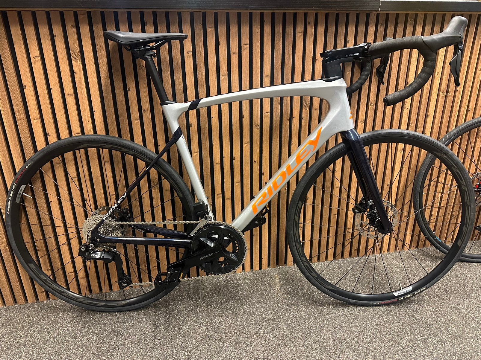 Nieuwe ridley fenix 105 di2 €2149,-!, Fietsen en Brommers, Fietsen | Racefietsen, Carbon, Nieuw, Meer dan 20 versnellingen, 53 tot 57 cm