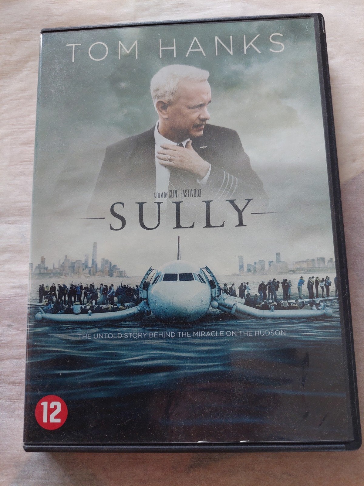 Sully - DVD met Tom Hanks - Gebaseerd op waargebeurd verhaal, Nederlands, Ophalen of Verzenden, Vanaf 12 jaar, Inclusief doosje