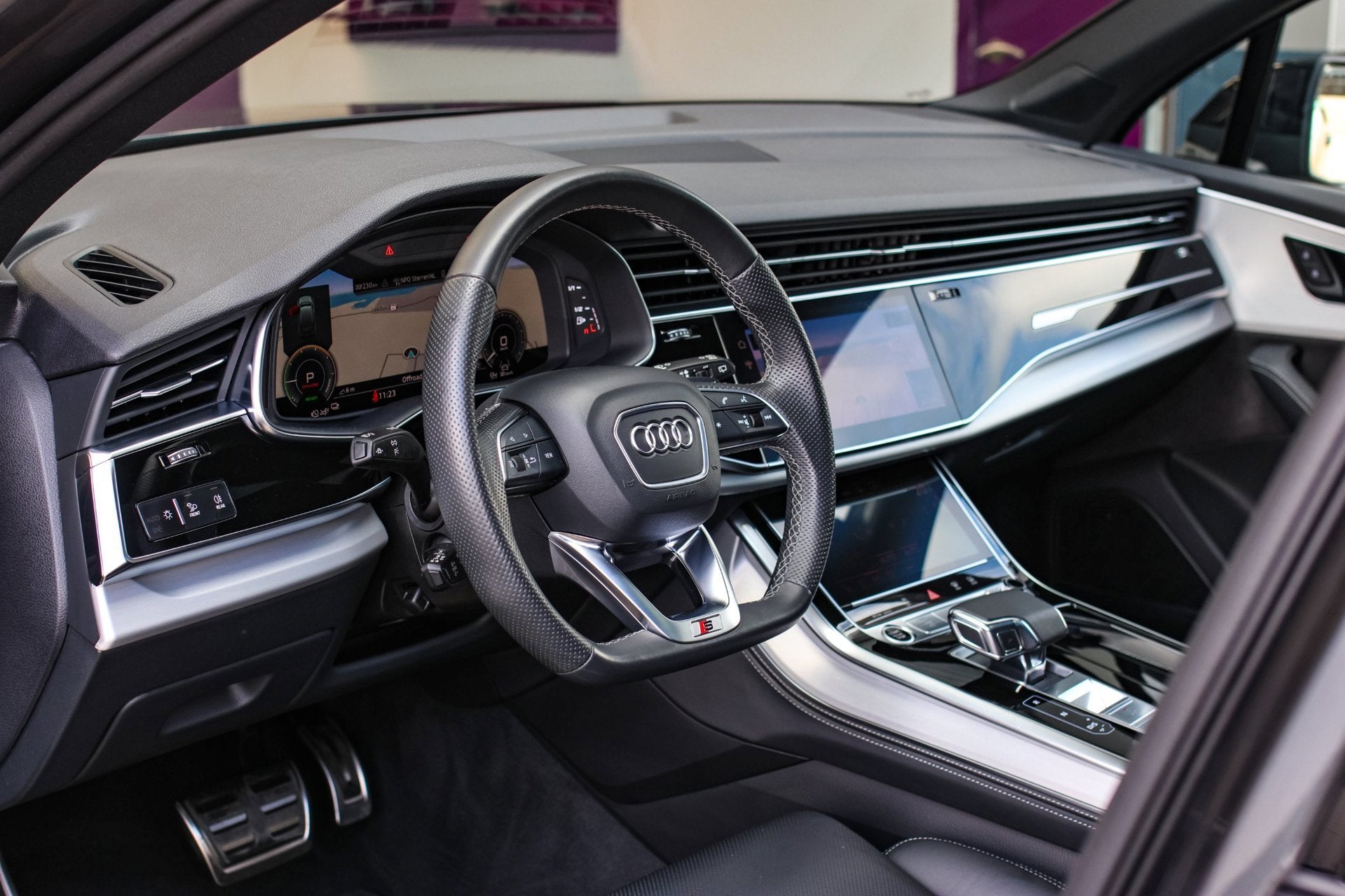Audi Q7 60 TFSI e Quattro Competition *Pano*RS-Stoelen*B&O*3, Auto's, Audi, Automaat, 2616 kg, Gebruikt, Zwart