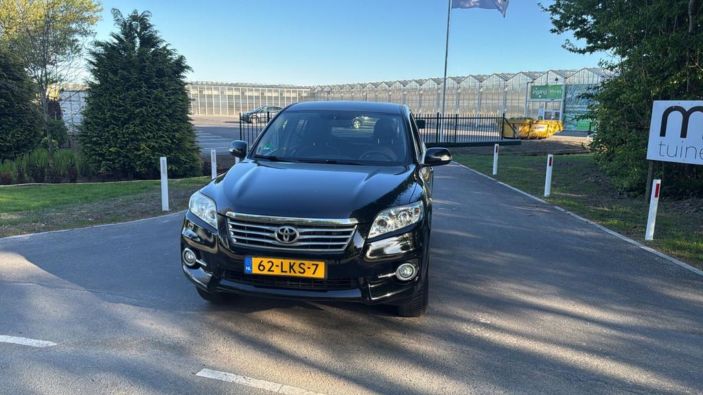 Toyota RAV4 2.0 VVTi Executive Business AUTOMAAT LEER NAVIGA, Gebruikt, 4 cilinders, Stoelverwarming, Zwart