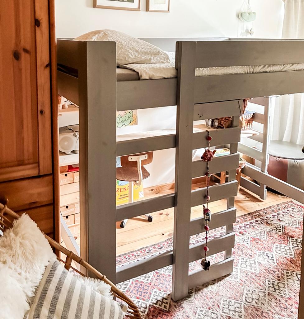 Prachtige, stevige hoogslaper, Kinderen en Baby's, Kinderkamer | Stapelbedden en Hoogslapers, Ophalen, Zo goed als nieuw, Hoogslaper