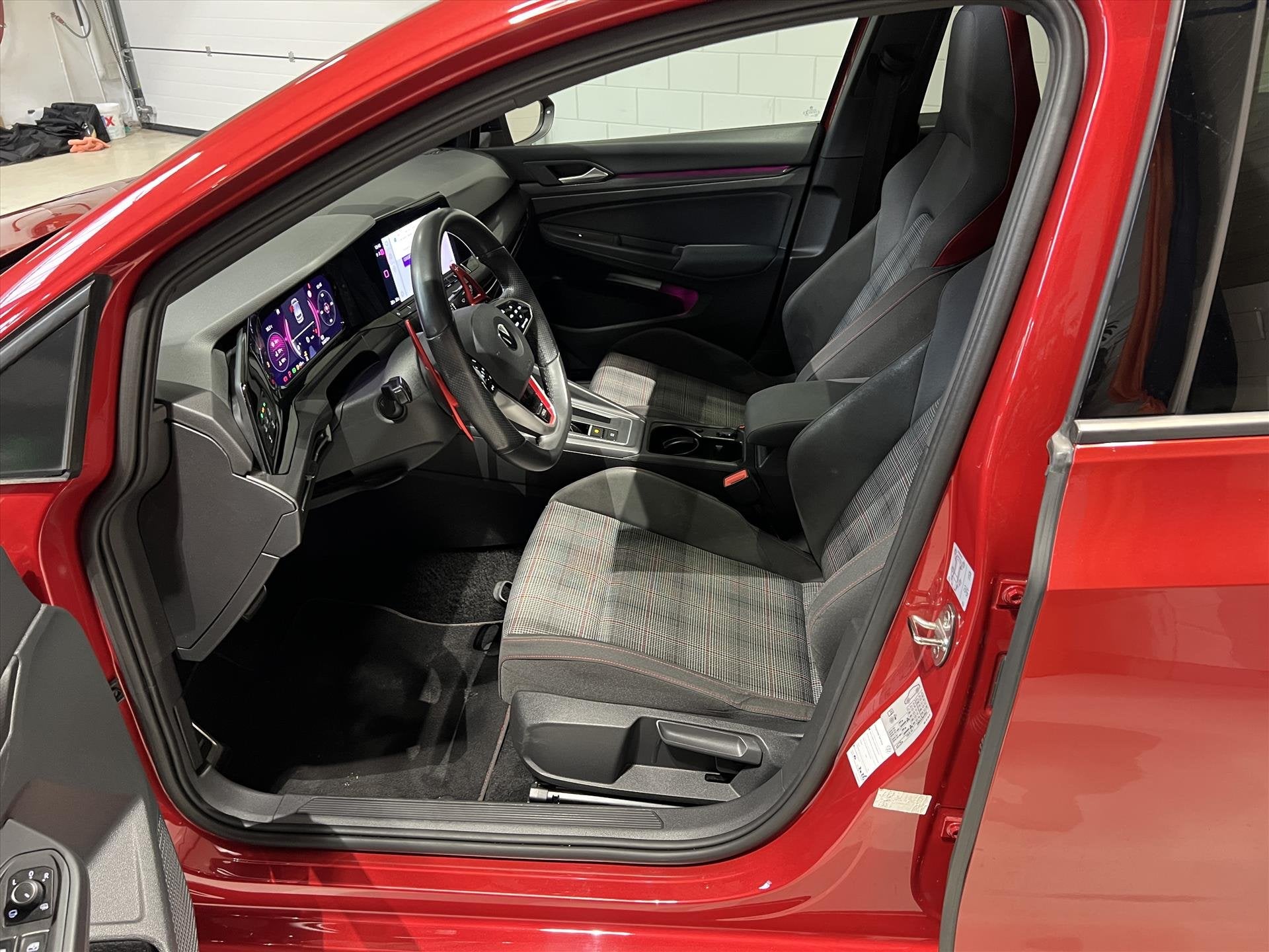 Volkswagen Golf 2.0 TSI 245pk 7-DSG GTI, Pano, Led, NAP, Dealer onderhouden, Euro 6, 4 cilinders, 1984 cc