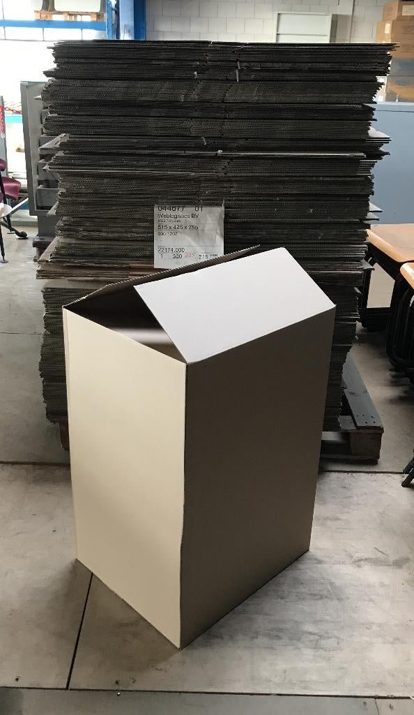 Partij kartonnen vouwdozen, 515x425x755 mm, Ophalen, Doos, 40 tot 60 cm, Opvouwbaar
