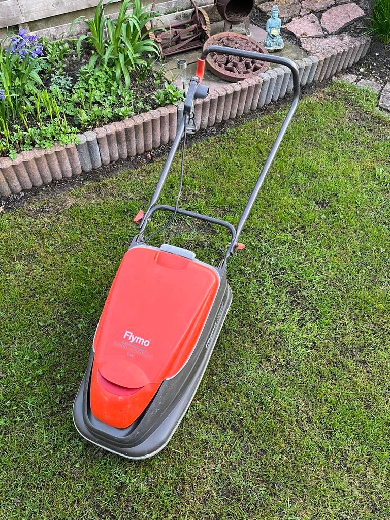 Zwevende grasmaaier Flymo, Tuin en Terras, Grasmaaiers, Zweefmaaier, Ophalen, Gebruikt