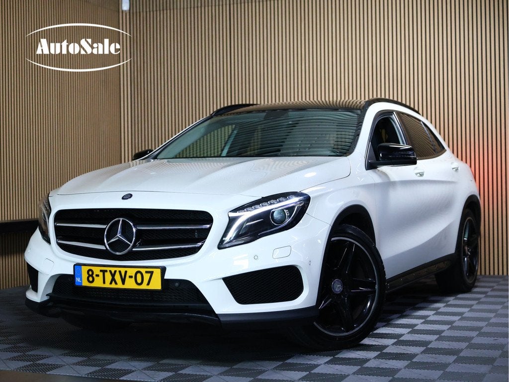 Mercedes-Benz GLA 200 AMG Prestige PANODAK NAVI CLIMA CRUISE, Gebruikt, 715 kg, Wit, Bedrijf