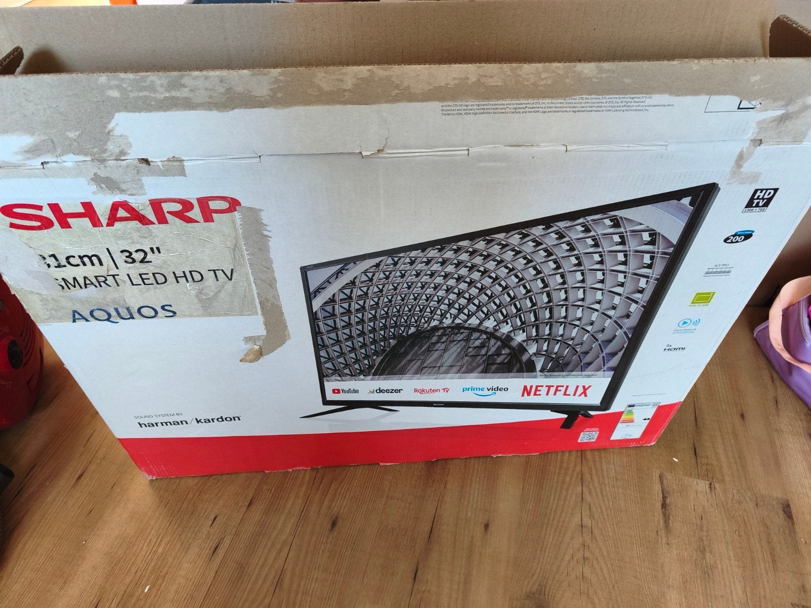 Sharp 32" Smart LED HD TV - Aquos, Ophalen, LED, 50 Hz, HD Ready (720p)