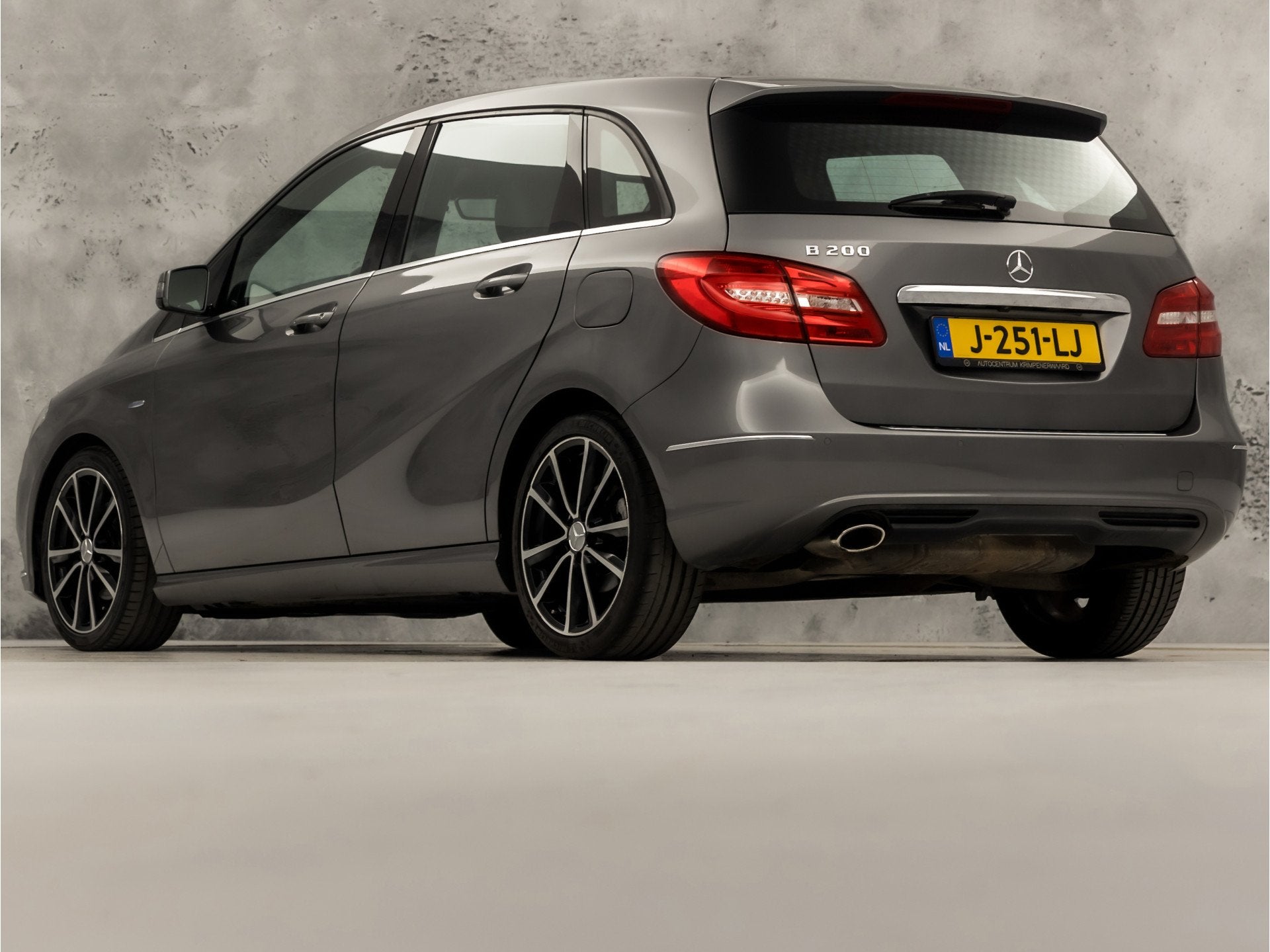 Mercedes-Benz B-Klasse 200 AMG Sport 157Pk (GROOT NAVI, CLIM, Voorwielaandrijving, Gebruikt, Handgeschakeld, Automatische klimaatregeling