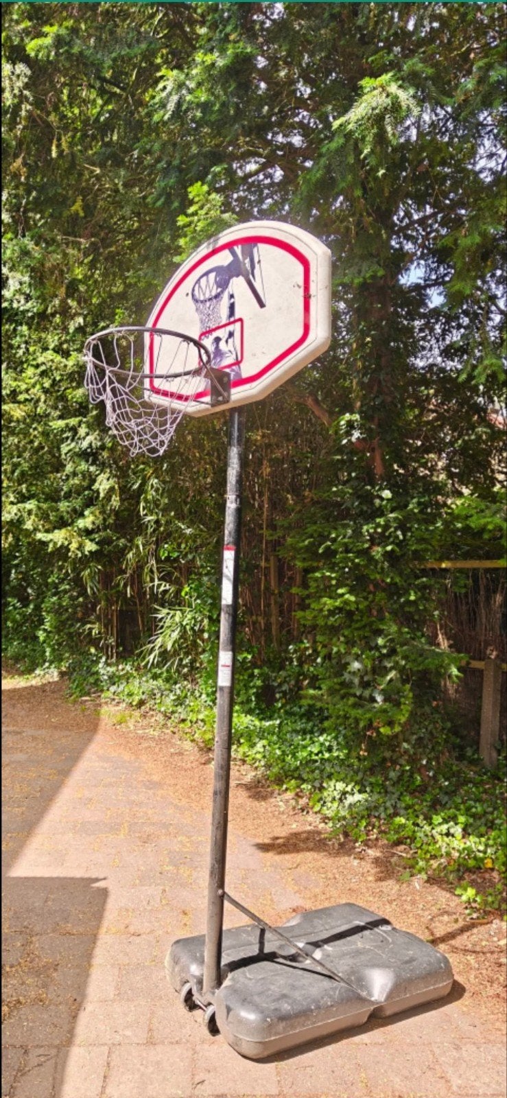 Verrijdbare basketbalring met bord en paal, Sport en Fitness, Basketbal, Ophalen, Gebruikt, Ring, Bord of Paal