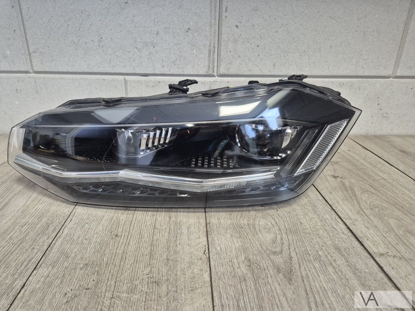 Koplamp links LED van VW Polo 2g 2017 - 2024 2g1941035b €200, Gebruikt, -, Volkswagen, -