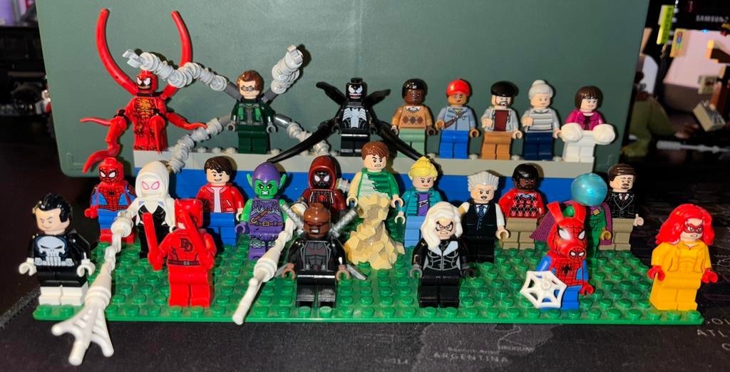 Lego Daily Bugle Minifigures (Set 76178), Ophalen of Verzenden, Zo goed als nieuw