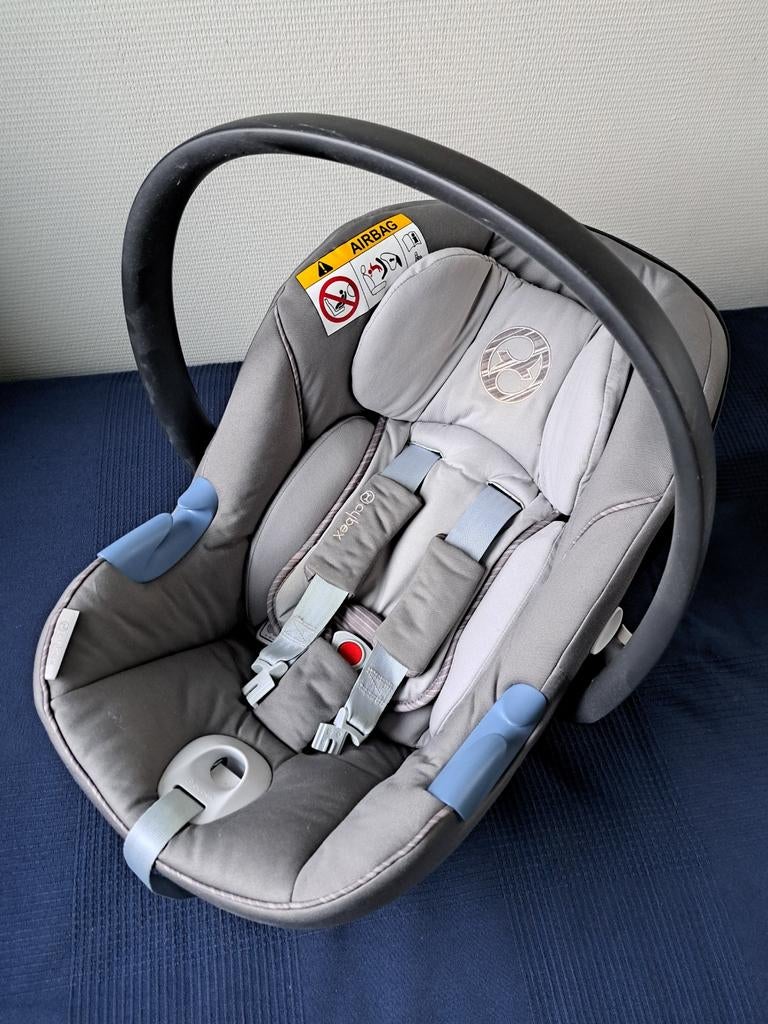 Autostoeltje Cybex Aton M i-Size, Kinderen en Baby's, Autostoeltjes, Autogordel, Zijbescherming, Zo goed als nieuw, 0 t/m 13 kg