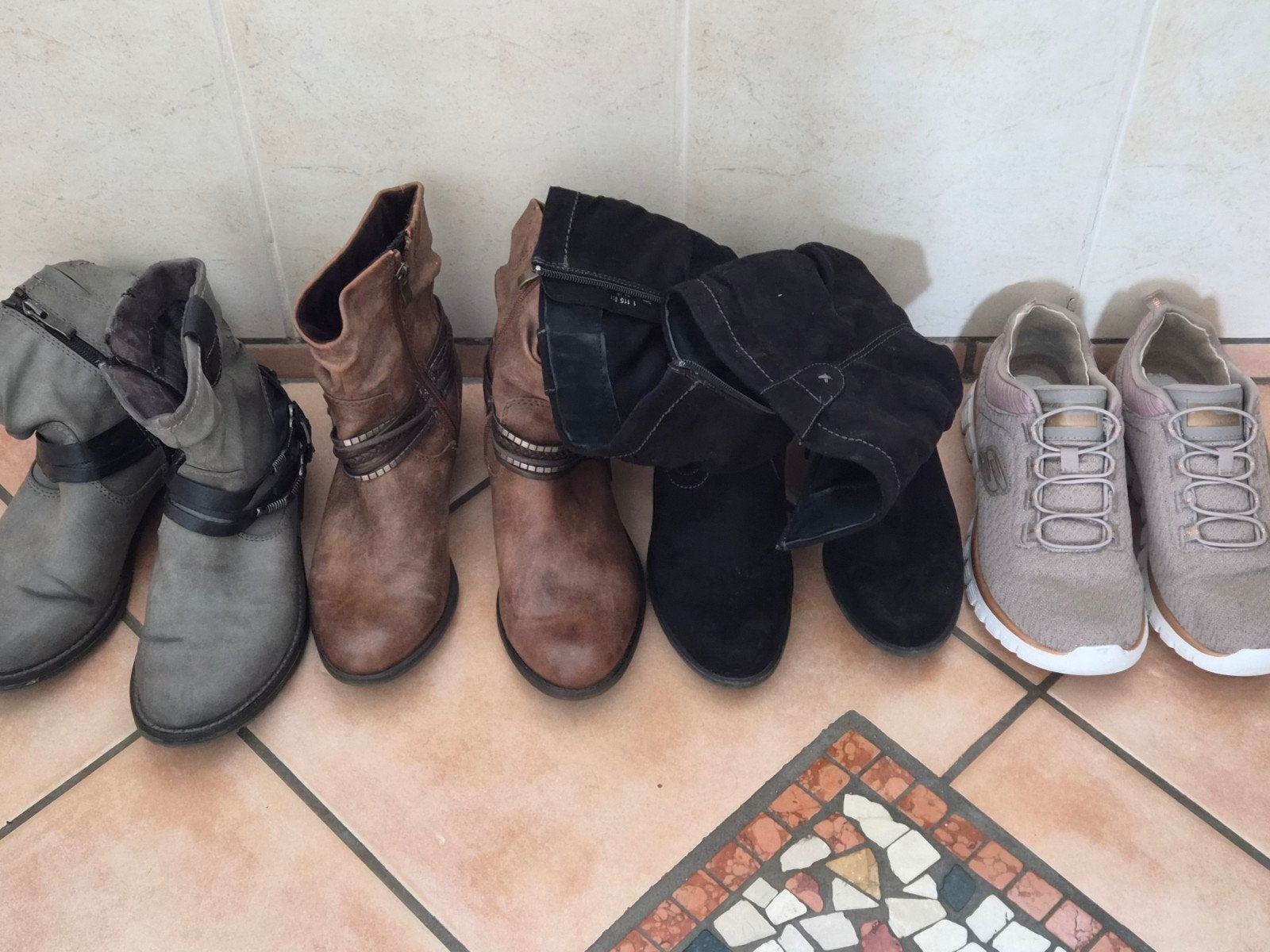 4 paar schoenen maat 36 - Alles of niets, Ophalen, Gedragen, Grijs, Lage of Enkellaarzen