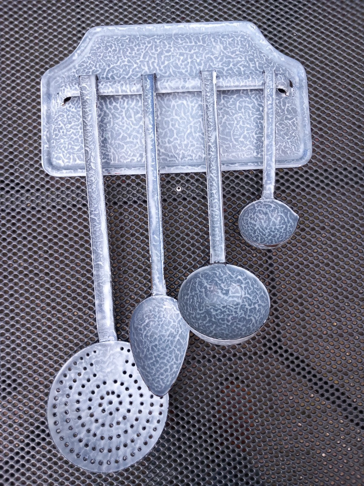 Grijs gewolkt emaille lepelrek, Antiek en Kunst, Antiek | Emaille, Ophalen of Verzenden