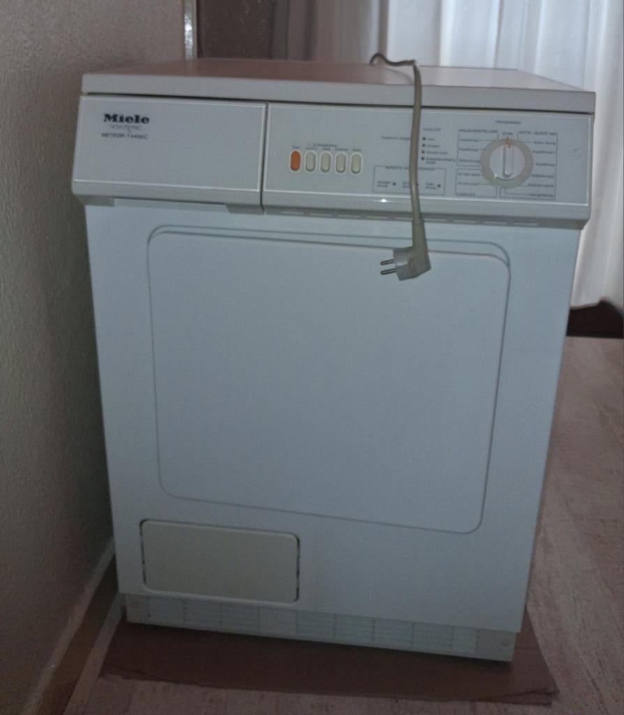 MIELE Condensdroger. Als nieuw!, Witgoed en Apparatuur, Wasdrogers, Zo goed als nieuw, Condens, Voorlader, 6 tot 8 kg, 85 tot 90 cm