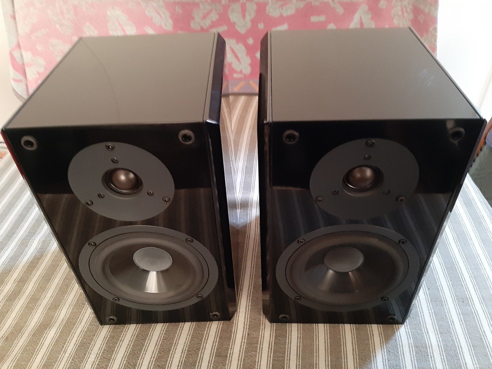 Yahama speakers model no NX-E200, Audio, Tv en Foto, Luidsprekers, Ophalen, Zo goed als nieuw, 60 tot 120 watt, Yamaha
