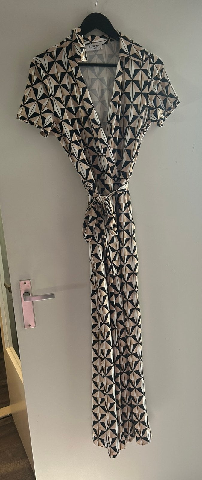 By Swan jumpsuit beige/zwart, maat L, Ophalen of Verzenden, Zo goed als nieuw, Maat 42/44 (L), Beige