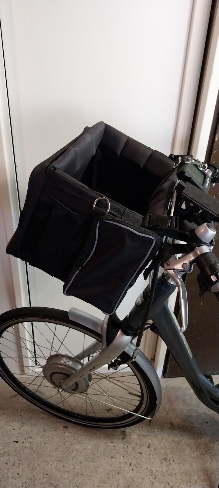 Hondentas voorop de fiets, zwart, Fietsen en Brommers, Fietsaccessoires | Fietsmanden, Ophalen, Onbekend, Stuurbevestiging, Zo goed als nieuw