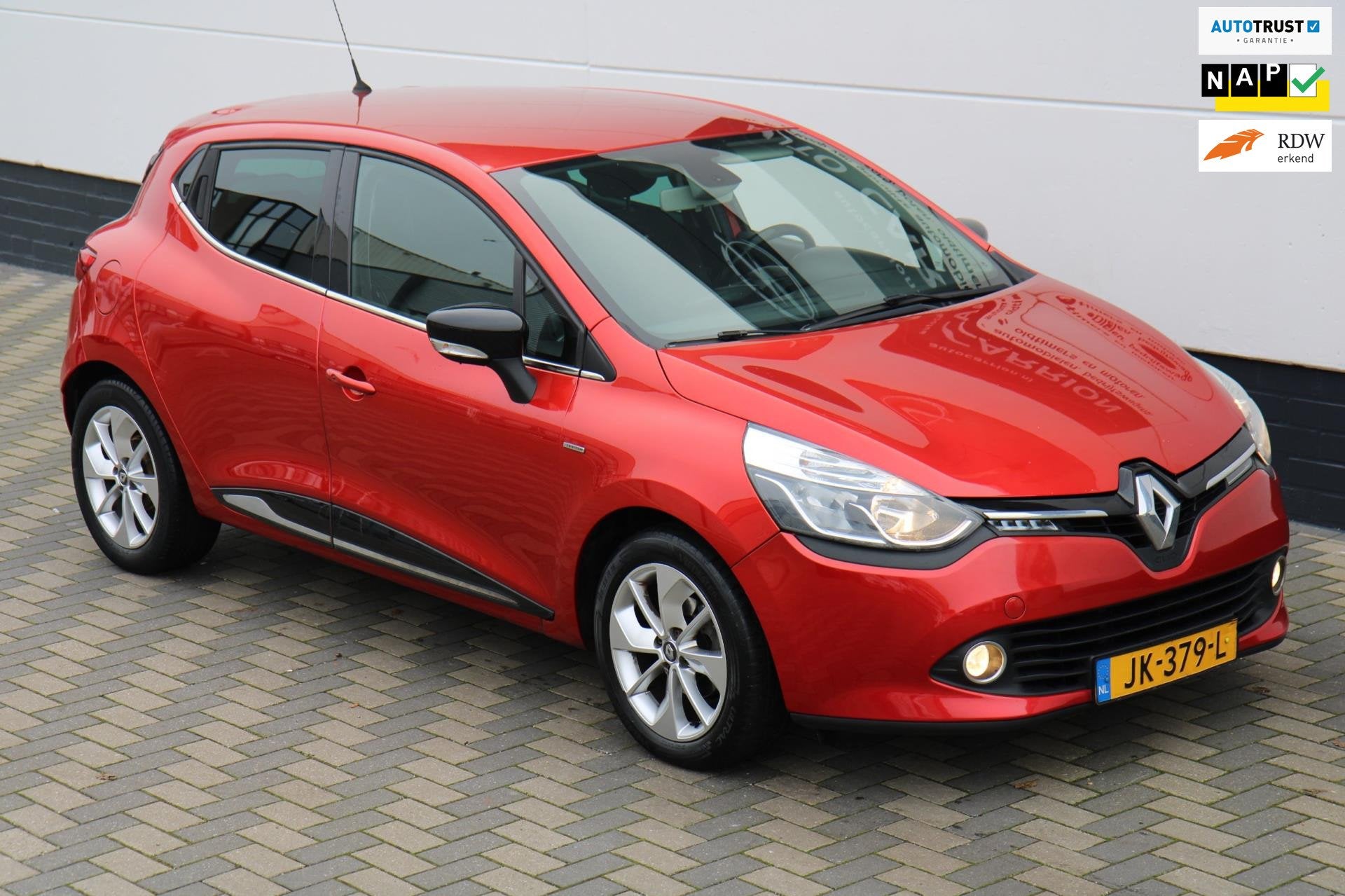 Renault Clio 0.9 TCe Limited Navi Camera Nwe DB-Ketting NAP, Auto's, Renault, Voorwielaandrijving, 898 cc, Stof, Origineel Nederlands