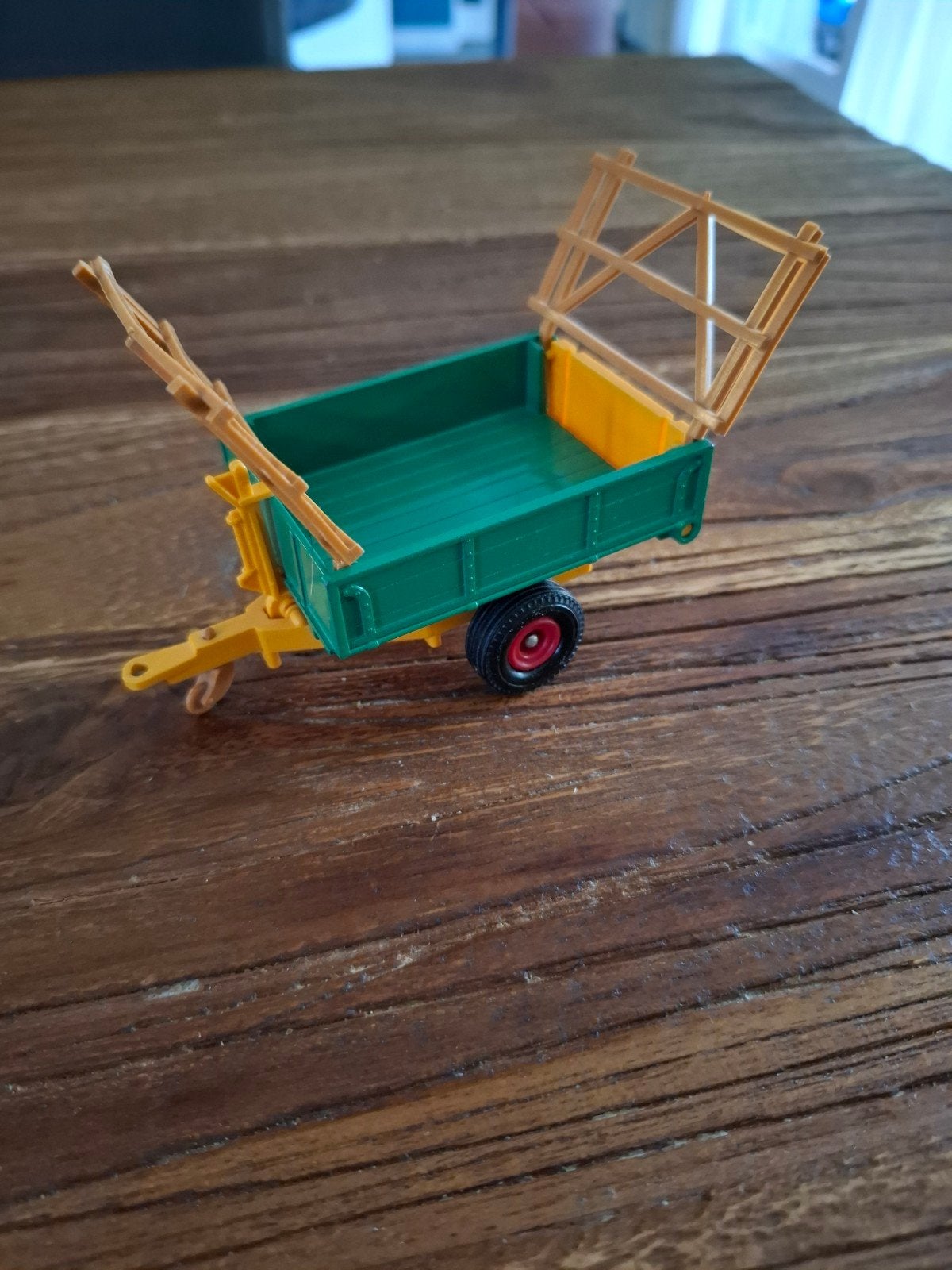 te koop britains hooiwagen, Hobby en Vrije tijd, Modelauto's | 1:32, Ophalen of Verzenden, Tractor of Landbouw, Britains