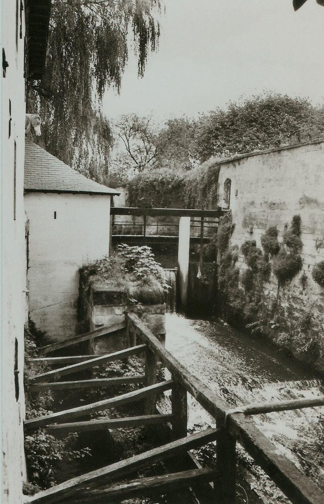 Oud - Valkenburg molen Chaloen 1979, Ophalen of Verzenden, 1960 tot 1980, Ongelopen, Limburg
