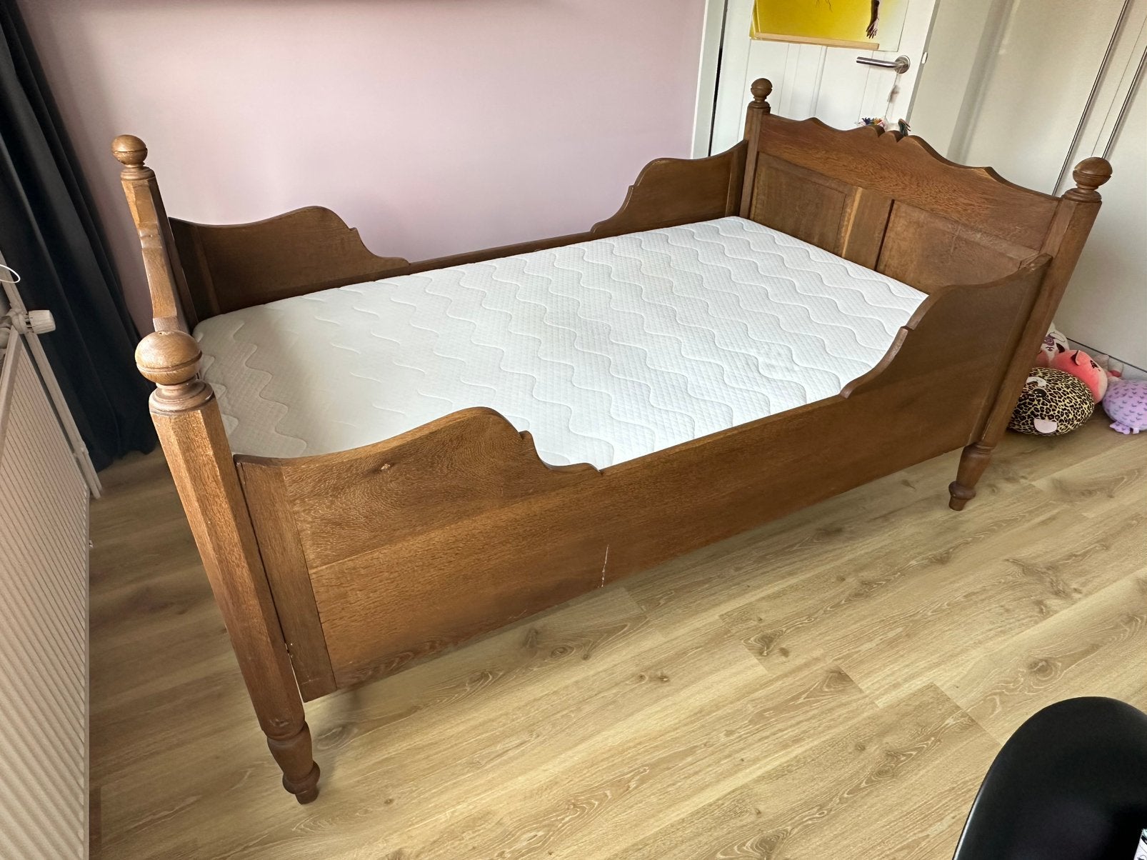 Eiken houten bed incl (schoon!) matras, Ophalen, 85 tot 100 cm, Zo goed als nieuw, Matras