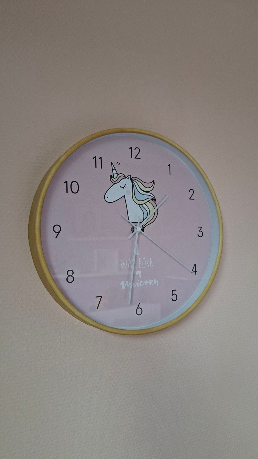 Roze Eenhoorn Wandklok - Perfect voor de Kinderkamer!, Ophalen, Wandklok, Analoog, Werkt op batterijen