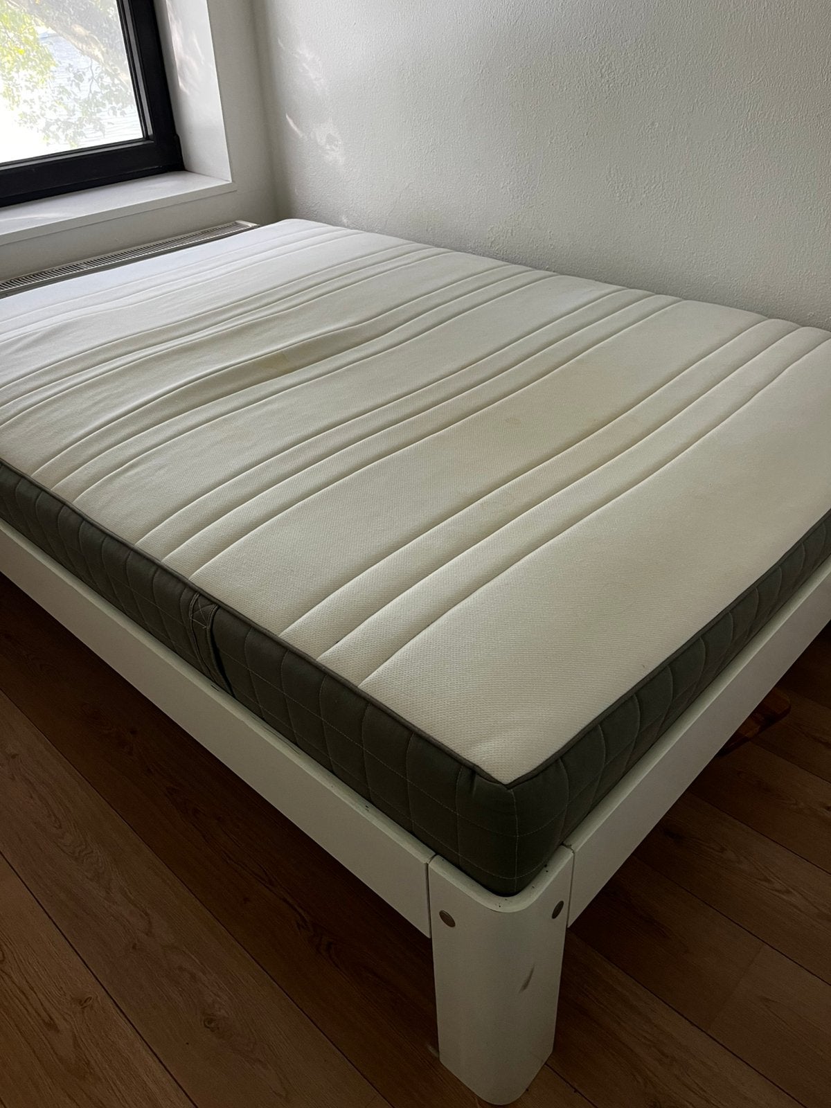 Auping Auronde bed 140x200 incl. lattenbodem en IKEA matras, Huis en Inrichting, Ophalen, 140 cm, Zo goed als nieuw, Twijfelaar