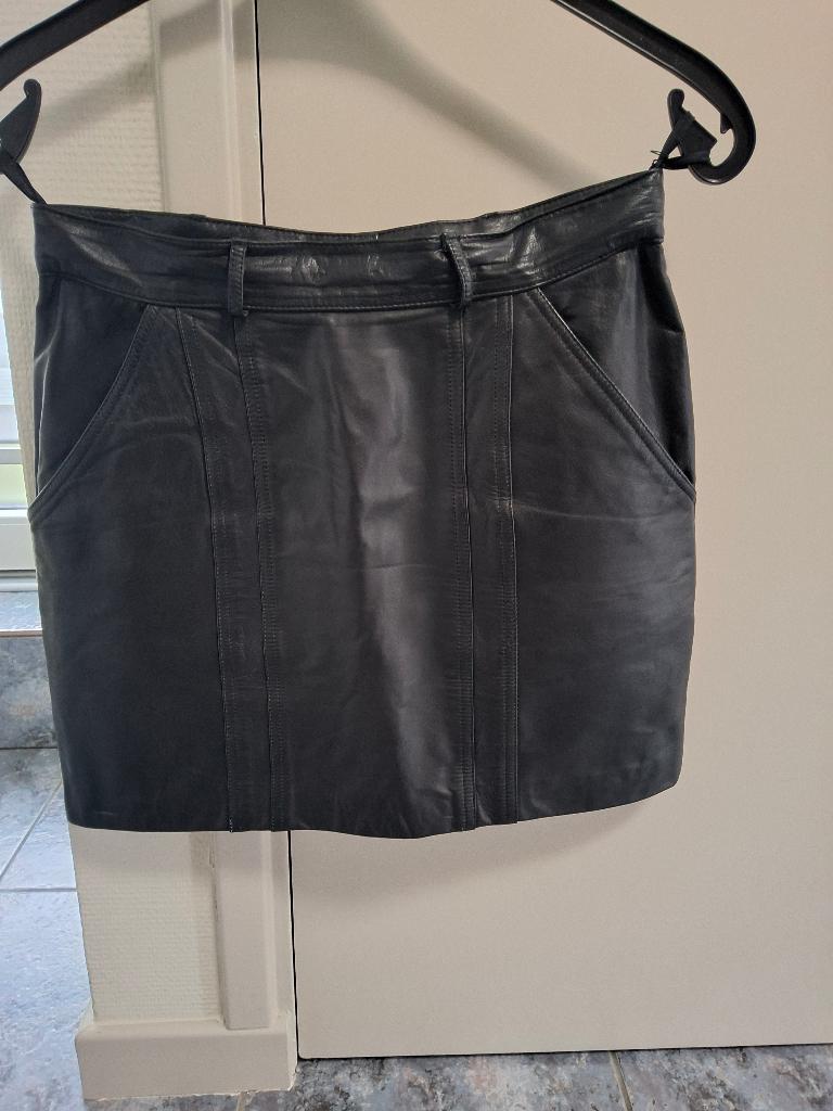 Leren rok, Kleding | Dames, Rokken, Maat 38/40 (M), Zwart, Ophalen of Verzenden, Gedragen