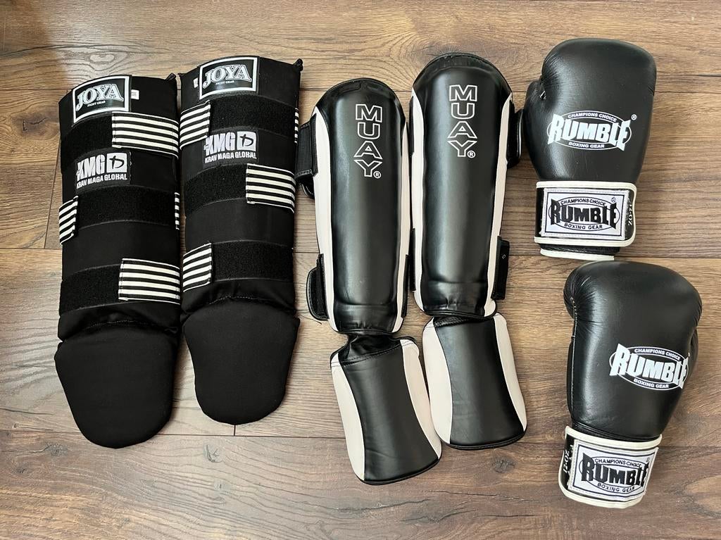 Scheenbeschermers en handschoenen, Overige, Vechtsportbescherming, Zo goed als nieuw, Maat M